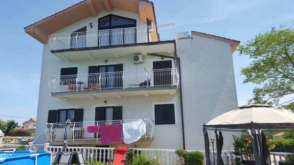 סבודרייה Apartments Valfontane מראה חיצוני תמונה